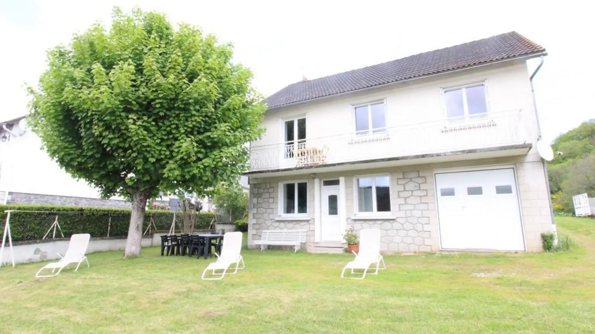 Holiday home Maison Calme Au Coeur Des Volcans, Ideale Pour Randonnee Et Activites En Nature - Fr-1-742-550 Condat
