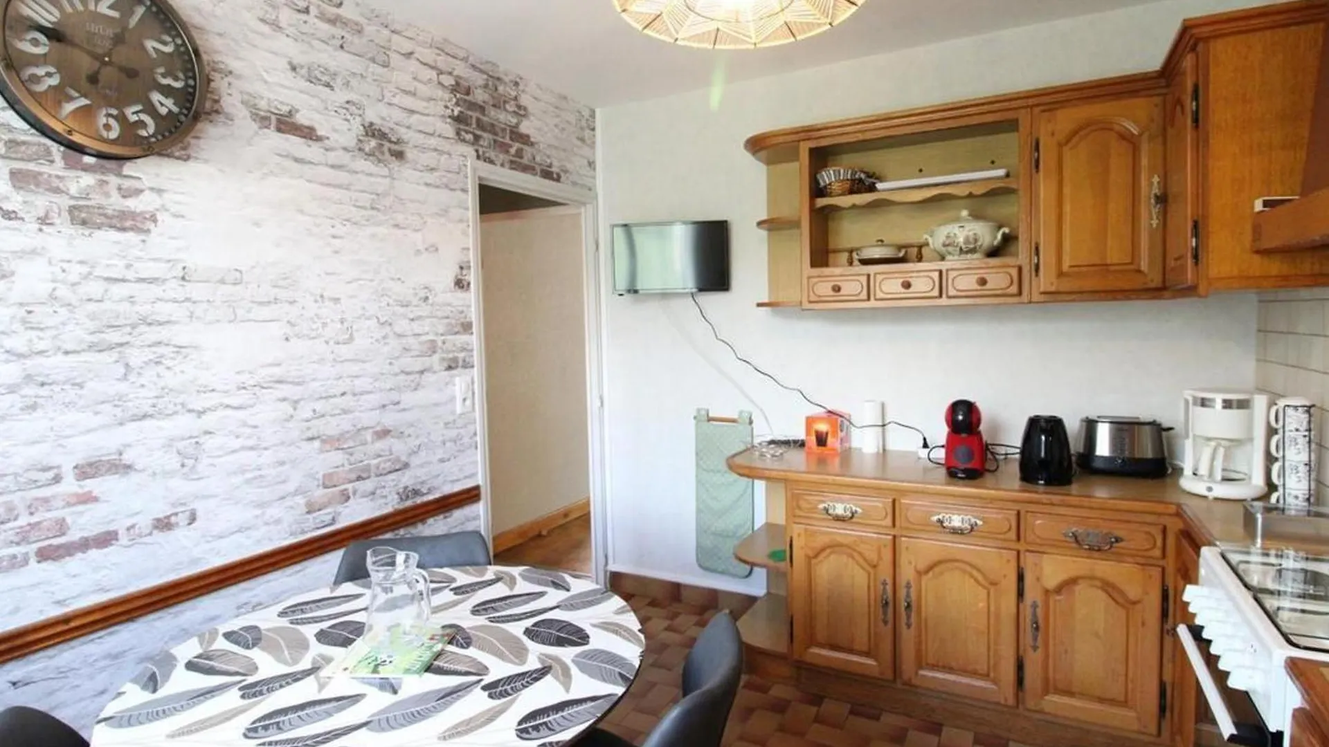 Maison Calme Au Coeur Des Volcans, Ideale Pour Randonnee Et Activites En Nature - Fr-1-742-550 Condat  Condat (Cantal)